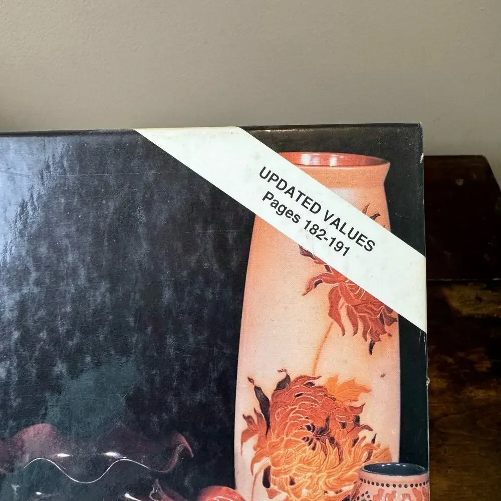 The Collectors‎ Encyclopedia of Roseville Pottery Huxford Antique Reference Book